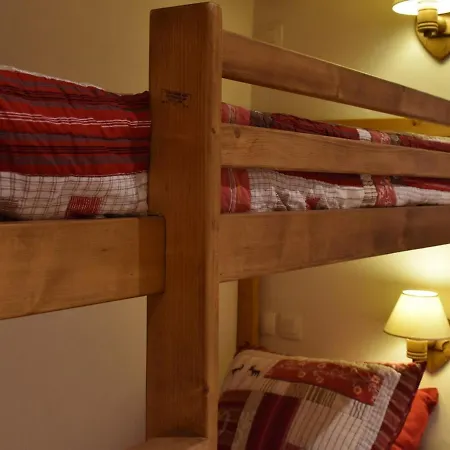 4 Pers A Meribel, Proche Centre Et Commerces, Balcon Ouest, Label Meribel - Fr-1-180-372 * Les Allues