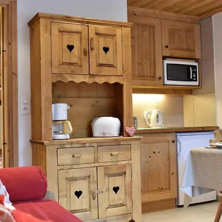 4 Pers A Meribel, Proche Centre Et Commerces, Balcon Ouest, Label Meribel - Fr-1-180-372 * Les Allues